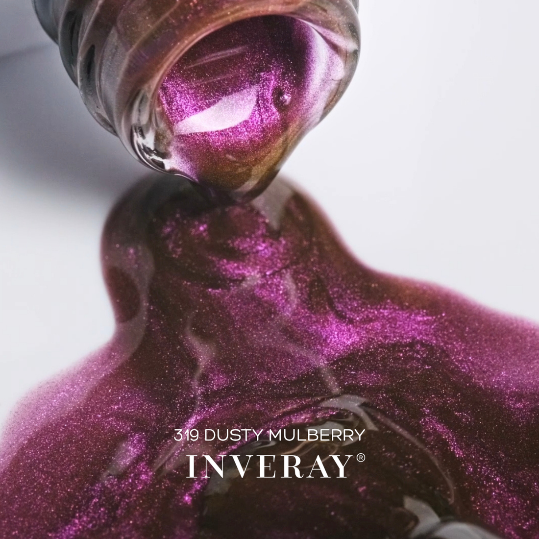 Textura do verniz gel magenta com reflexos bronze – Inveray 319 Dusty Mulberry